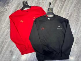 F012451男女皆可穿！早春红马年限定圆领卫衣