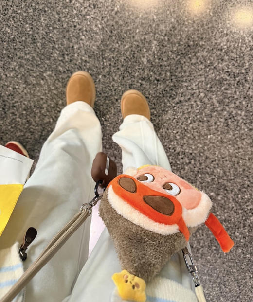 泡泡玛特正品卡塔尔多哈机场限定斜挎包 商品图7