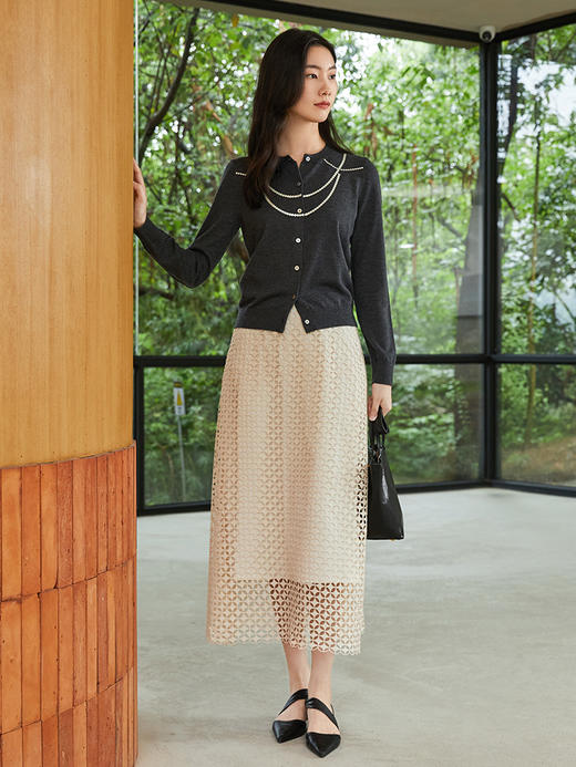 镂空肌理感蕾丝半裙 春季高腰遮肉百搭温柔风中长裙 商品图1