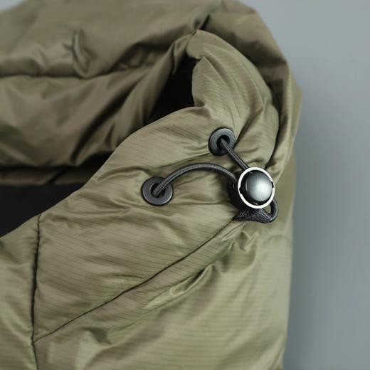 F012456轻盈舒适白鸭绒高蓬松连帽情侣款羽绒服 商品图10