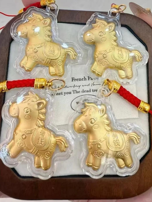 【多妈团购 周大金999足金马上有钱挂饰】足金的浪漫!马上有钱!自带暴富Buff!金属扣+皮质挂绳!做钥匙扣、包包挂件好合适-多妈&辰科 商品图2