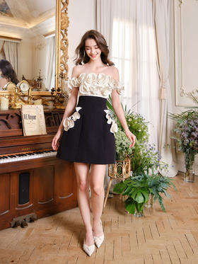 立体浮雕花朵黑色高腰修身半裙