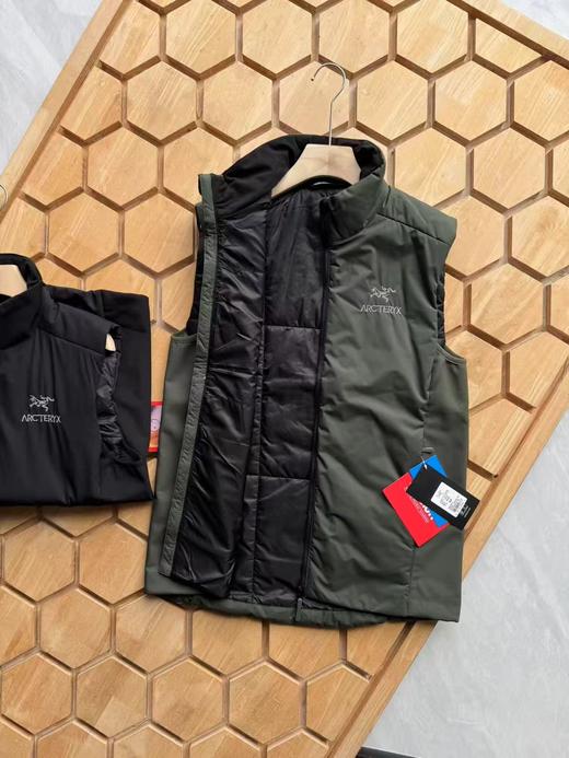 F012496防撕裂面料腋下抓绒设计轻量保暖棉马甲 商品图3