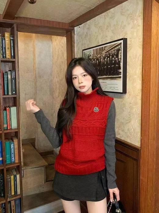 F012421立体绞花纹理内搭打底衫针织马甲女款 商品图7