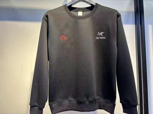 F012451男女皆可穿！早春红马年限定圆领卫衣 商品图3