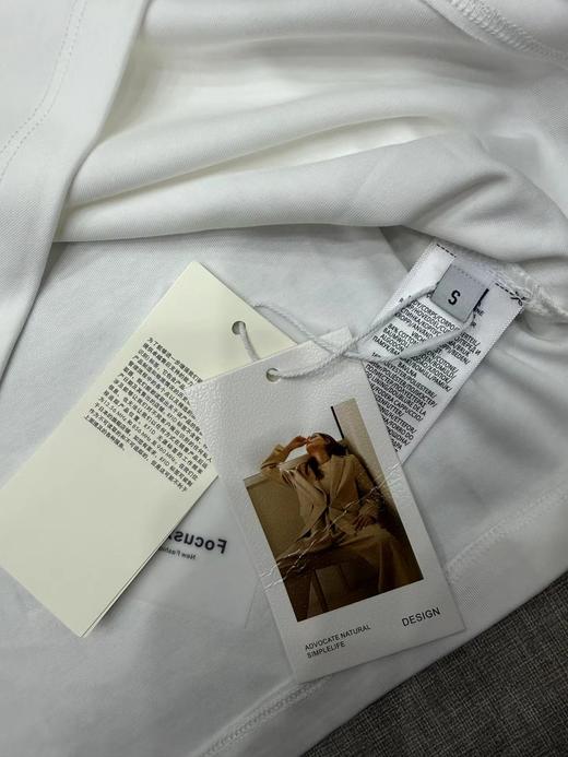 F012482春季女装简约印花字母宽松版短袖T恤衫 商品图11