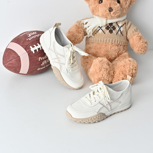 经典鲨2026年春季专柜新款韩版舒适平底跑步休闲鞋阿甘鞋女KW219-617051 商品图2