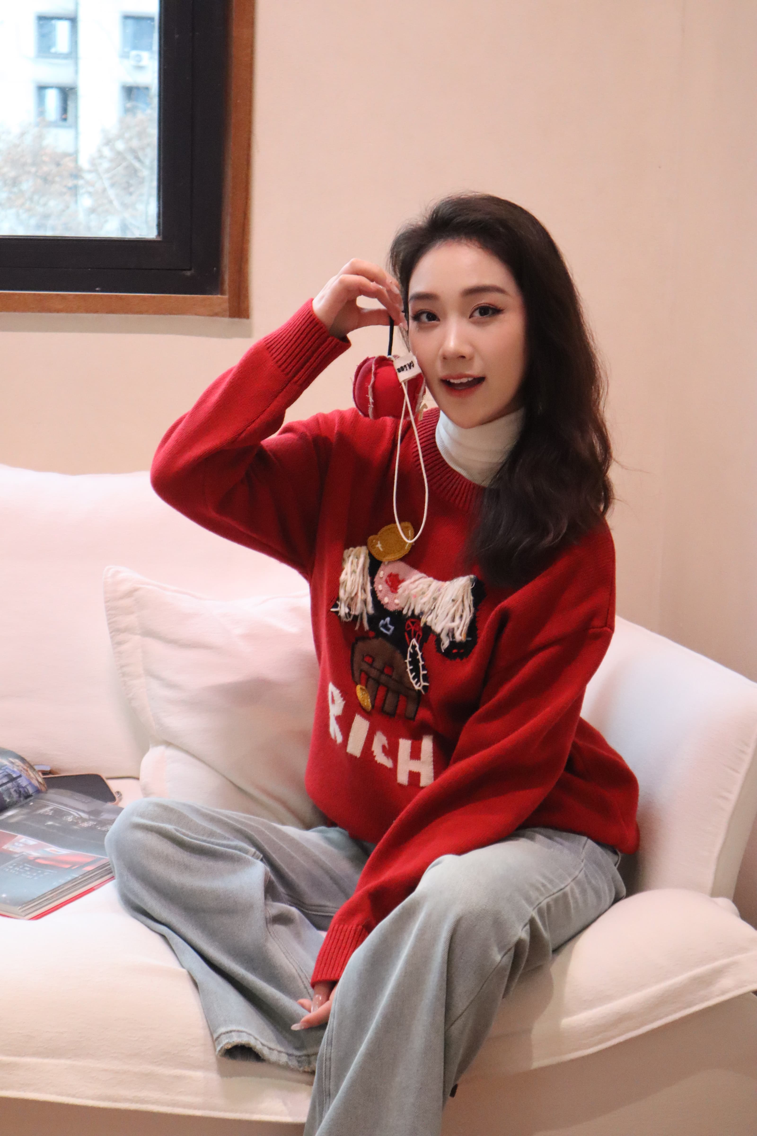 PIANAI冷小姐# 马上有钱花红色小马套头红色毛衣