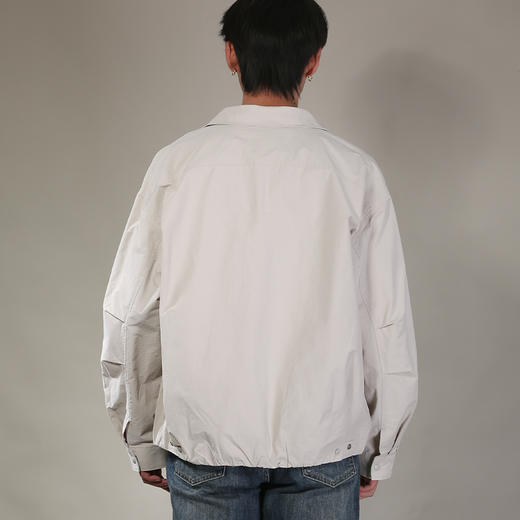 DRONKOO 2026 翻领单贴袋下摆内收后钉扣微阔薄夹克 商品图4