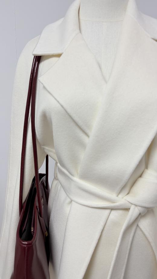 【直播大场福利】编号57  白月光 经典西装领浴袍式 羊绒大衣 100%纯山羊绒  不退不换 商品图3