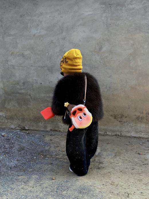 泡泡玛特正品卡塔尔多哈机场限定斜挎包 商品图3