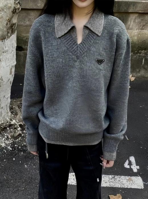 F012408新款慵懒风复古老钱风假两件v领翻领毛衣 商品图4