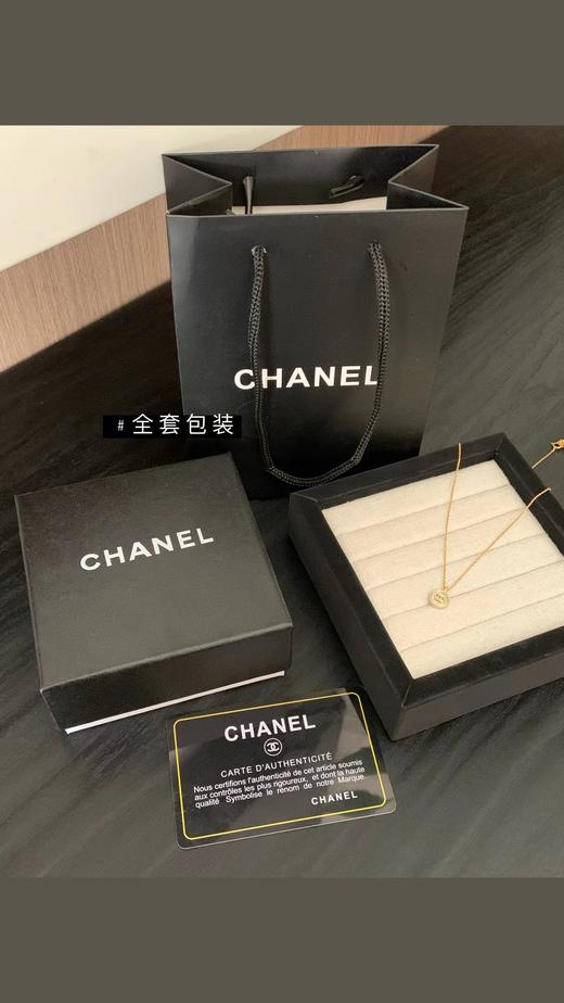 F012415新款百搭设计感十足贝母小双C项链 商品图9