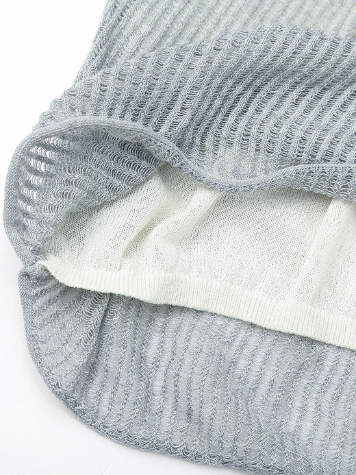 慵懒风浅灰 V 领针织衫 春季新款坑条肌理感防晒打底衫 商品图4