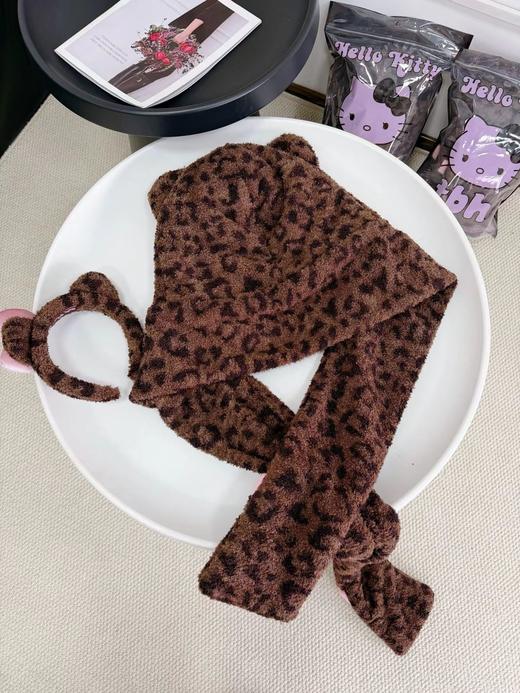 F012468二合一设计联名款豹纹毛绒手套帽子围巾 商品图5