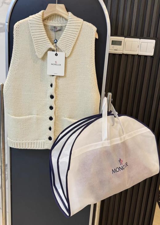 F012472学院风松弛感竖坑条翻领针织马甲毛衣 商品图10