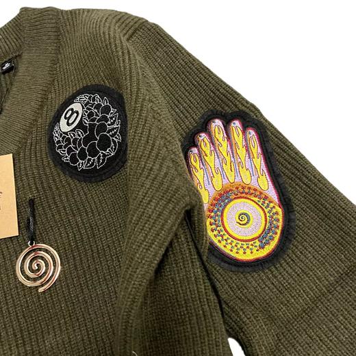 F012434联名款重工徽章贴布绣情侣V领针织毛衣 商品图9