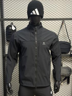 新春款加绒立领冲锋衣 凯乐石2026春季M8IC立领软壳衣