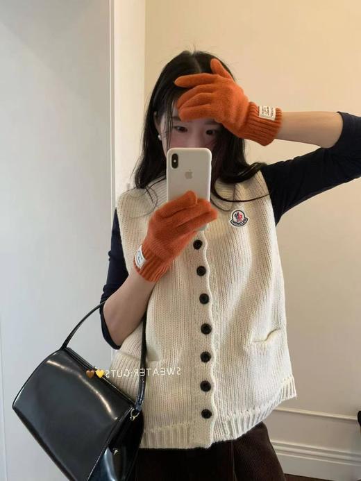 F012472学院风松弛感竖坑条翻领针织马甲毛衣 商品图1