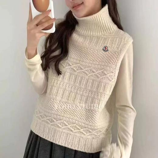 F012421立体绞花纹理内搭打底衫针织马甲女款 商品图1