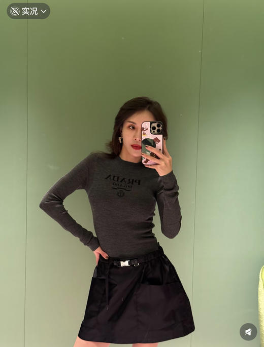 普拉达 2026早春最新款 尼龙休闲半裙(KX*MM) 商品图0