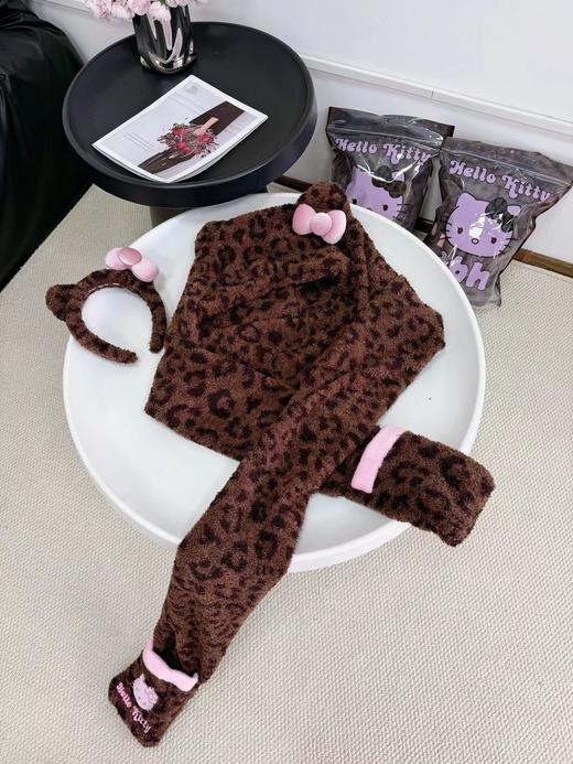 F012468二合一设计联名款豹纹毛绒手套帽子围巾 商品图6