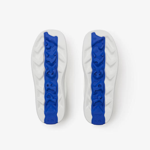 【二】BURBERRY 巴宝莉 女士马术骑士徽标压花皮革 Box 休闲运动鞋 白色 8083385 A1464 商品图4