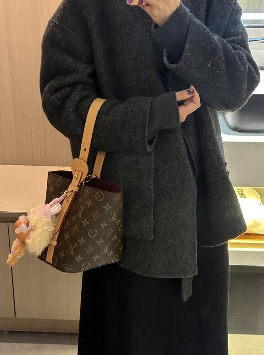 海外邮寄可扫芯片原版皮allinBB发财水桶包 商品图4