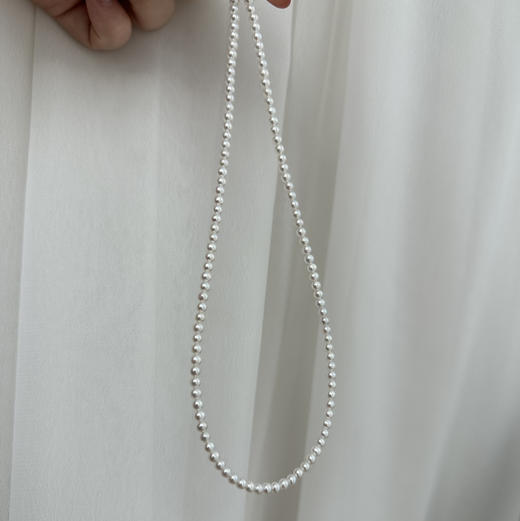 忍不住还是要分享的一批珠光 爆亮3-3.5mm 罕见mini尺寸 精致整齐 基本达到佩戴视觉感正圆 珠子无暇级别精品 最主要是bao亮 这也是最重要的指标 商品图1