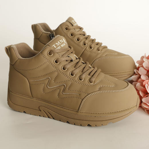 微信25Q631-8514运动鞋 商品图2