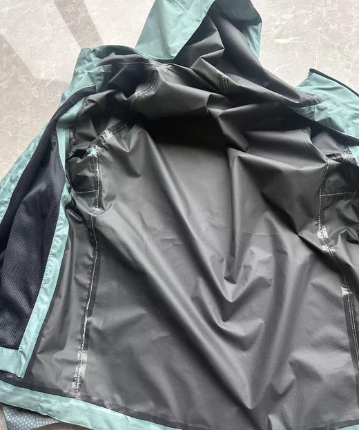 全新正品锐步Reebok25年春夏款全压胶男士运动夹克防水风壳反季断码捡漏。S-XXL 商品图5