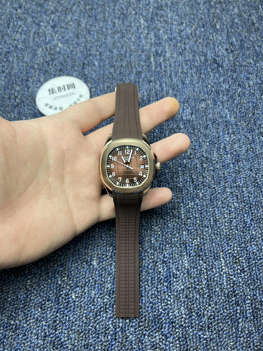 百达翡丽"手雷"AQUANAUT系列5167A 金手雷 男士腕表再现佳作！
机芯：搭载原装进口西铁城 商品图0