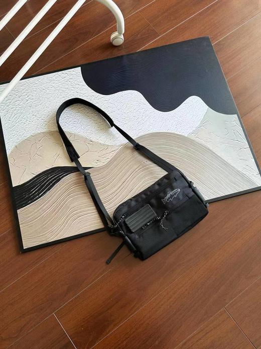 F012495防水耐磨飞钓多功能工具包单肩斜挎包 商品图6