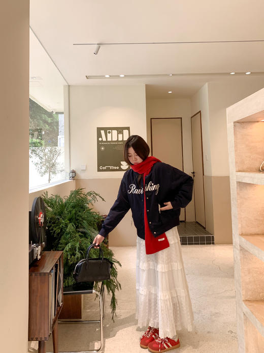 <曾小咸推荐>现货秒杀 ！微信超特价！复古字母刺绣夹棉棒球服 日常289.99 立减140 秒杀149.99！！ 商品图7