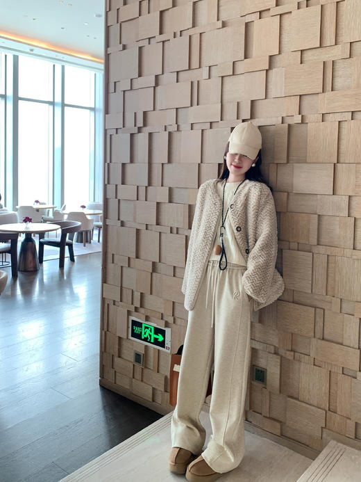 <曾小咸推荐>现货秒杀 ！微信超特价！2色刺绣休闲裤 日常189.99 立减100 秒杀89.99！！ 商品图9