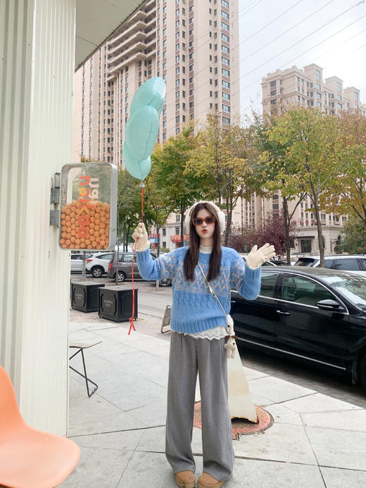 <曾小咸推荐>现货秒杀 ！微信超特价！3色加绒直筒休闲裤 日常189.99 立减100 秒杀89.99！ 湖蓝色毛衣 秒杀89.99！ 条纹连帽毛衣 秒杀99.99！粉色呢子大衣 秒杀179.99！ 商品图9