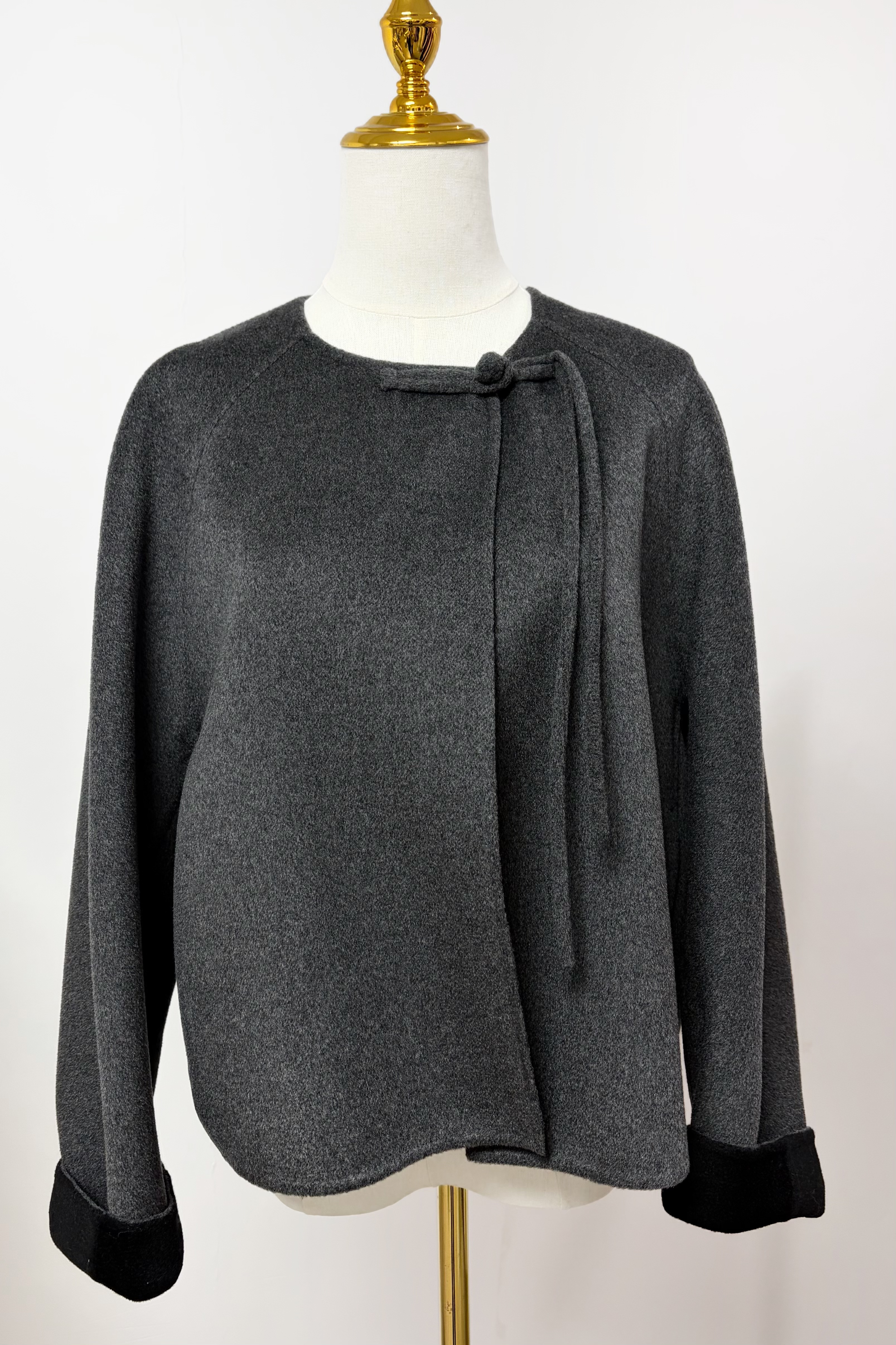 【直播大场福利】编号119  新中式带围巾 短款大衣 小个子友好 100%纯山羊绒  不退不换