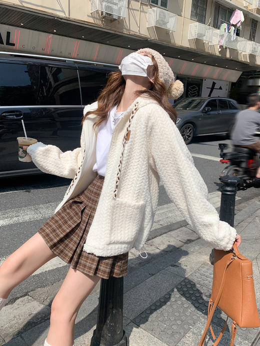 <曾小咸推荐>现货秒杀 ！微信超特价！【日漫少女腿】2色格子百褶裙 日常129.99 立减60 秒杀69.99！！ 商品图1