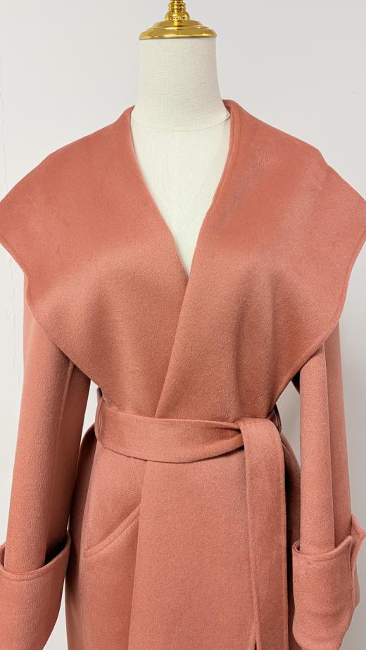 【直播大场福利】编号58 沙漠之花 经典带帽浴袍款  大衣 100%纯山羊绒 不退不换 商品图1