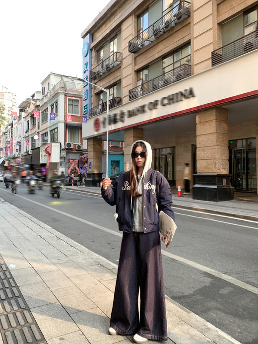 <曾小咸推荐>现货秒杀 ！微信超特价！复古字母刺绣夹棉棒球服 日常289.99 立减140 秒杀149.99！！ 商品图8