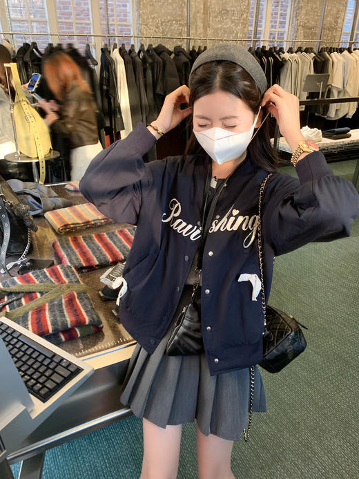 <曾小咸推荐>现货秒杀 ！微信超特价！复古字母刺绣夹棉棒球服 日常289.99 立减140 秒杀149.99！！ 商品图10