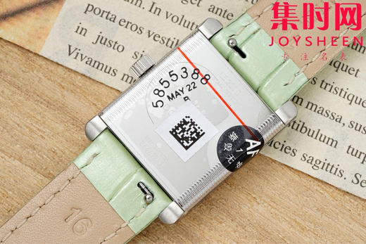 AF浪琴新款迷你黛绰维纳系列 方形女士腕表 优雅问世，开启崭新篇章！
表盘尺寸：21.50毫米x 29.00毫米 商品图5