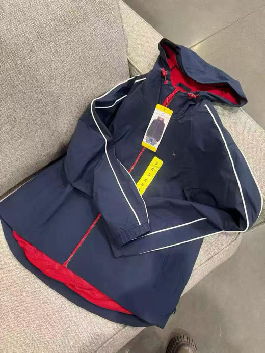 🔥特价！280元/件！Tommy风衣折扣又🈶了， 正好年后春天穿哈 Tommy新款女士防风冲锋衣外套[爱心]日常出行的理想选择 商品图0