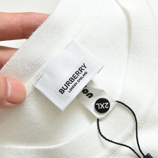 巴宝莉2026秋冬季男士新款圆领拼色条纹针织打底毛衣 商品图6