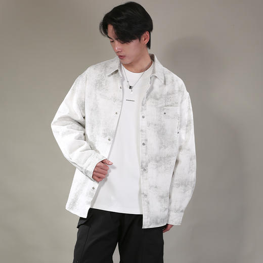 DRONKOO 2026 翻领左贴袋钉扣满幅喷色做旧微阔中厚衬衣外套 商品图3