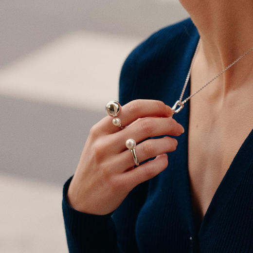 【刘孜同款】Lagomist拿铁系列 | 金/银牛奶双球戒指 商品图2