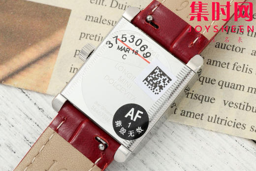 AF浪琴新款迷你黛绰维纳系列 方形女士腕表 优雅问世，开启崭新篇章！
表盘尺寸：21.50毫米x 29.00毫米 商品图5