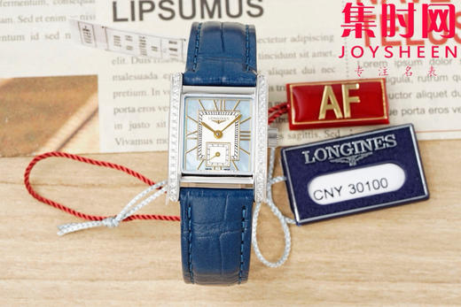 AF浪琴新款迷你黛绰维纳系列 方形女士腕表 优雅问世，开启崭新篇章！
表盘尺寸：21.50毫米x 29.00毫米 商品图0