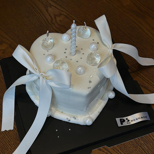 白月光慕斯（至少提前2天预定） 商品图0