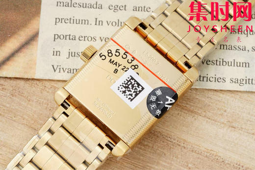 AF浪琴新款迷你黛绰维纳系列 方形女士腕表 优雅问世，开启崭新篇章！
表盘尺寸：21.50毫米x 29.00毫米 商品图5